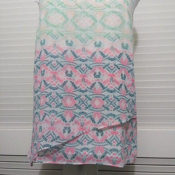 CAbi Top Style 250 Mosaic Print Chiffon Layer Tank Top Blouse Womens Small - Picture 4 of 11